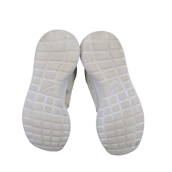 Nike Shoes Mens 7 Sneakers Lifestyle Athletic Roshe One Trainer Casual Comfort - Picture 9 of 12